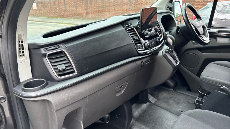 Ford Transit Custom 300 L2 Diesel Fwd 2.0 EcoBlue 170ps Low Roof Limited Van Auto